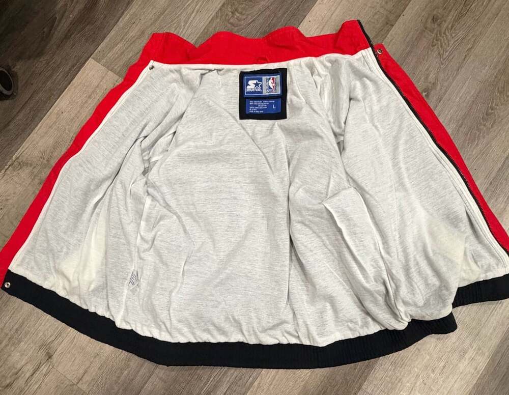 Vintage 90s Starter Chicago Bulls Warm-Up Windbreaker Jacket - Picture 5 of 9